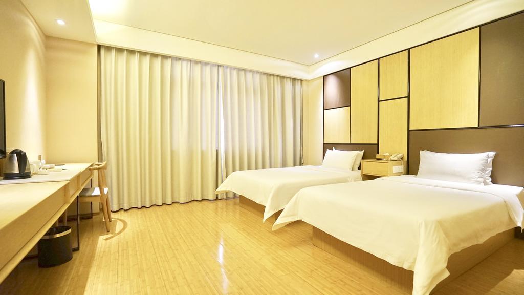 Ji Hotel Shanghai Oriental Pearl Tower Eksteriør billede
