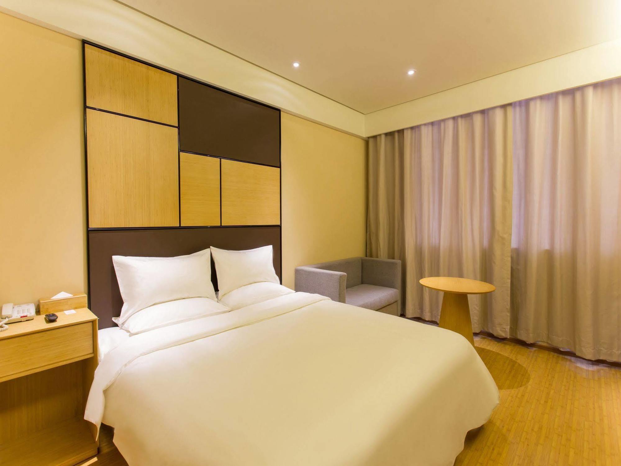 Ji Hotel Shanghai Oriental Pearl Tower Eksteriør billede